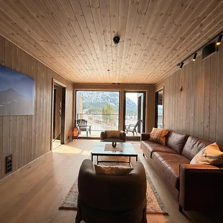 Charming New Ski-in-ski-out In Hemsedal