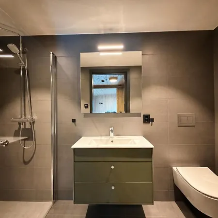 Charming New Ski-in-ski-out In *