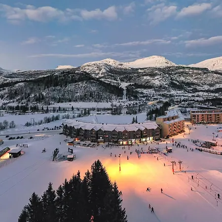 Charming New Ski-in-ski-out In